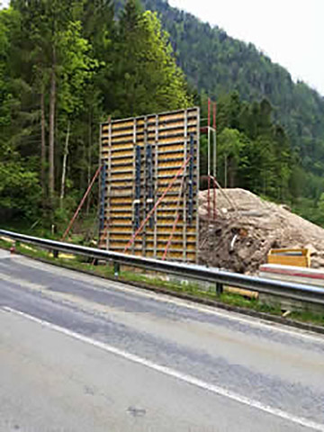 Erste Bilder vom Brückenbau